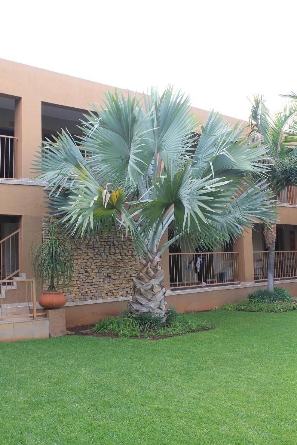 Batter Boys Guest House Pretoria Exterior foto