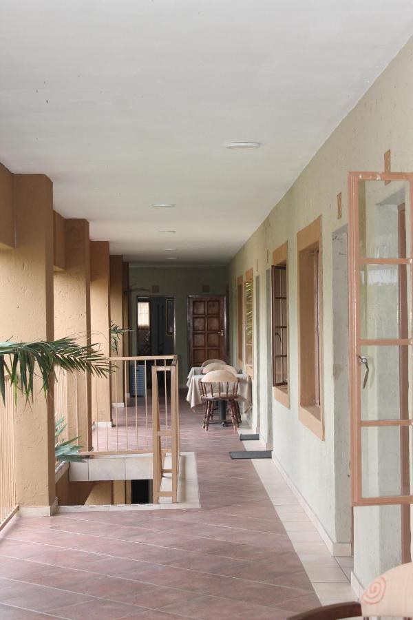 Batter Boys Guest House Pretoria Exterior foto